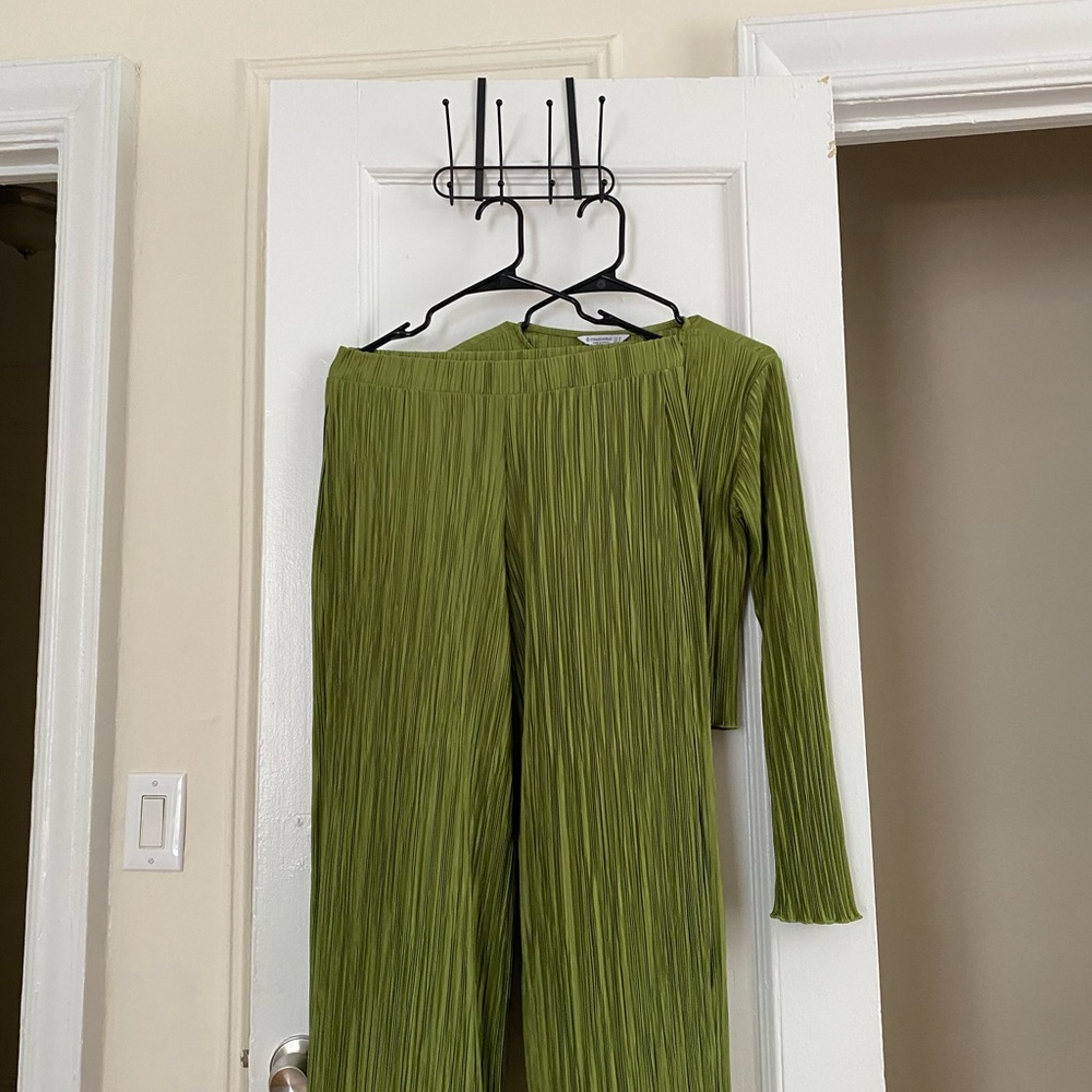 Green Stradivarius Set